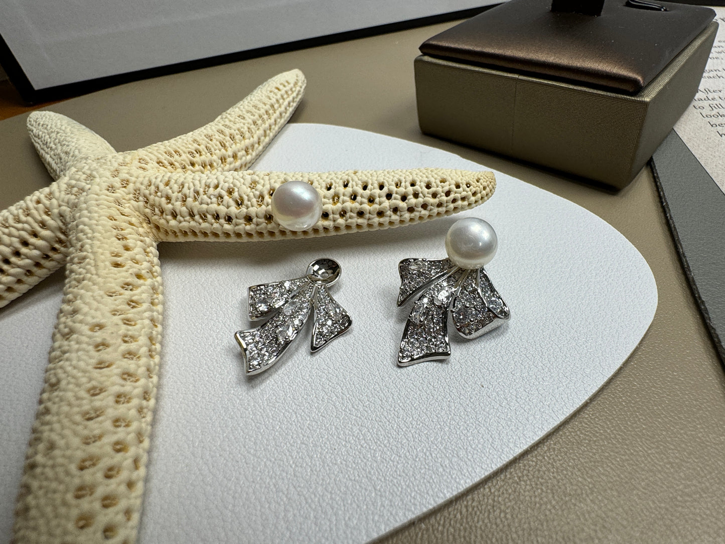 Two Wear: Versatile Ribbon Earring