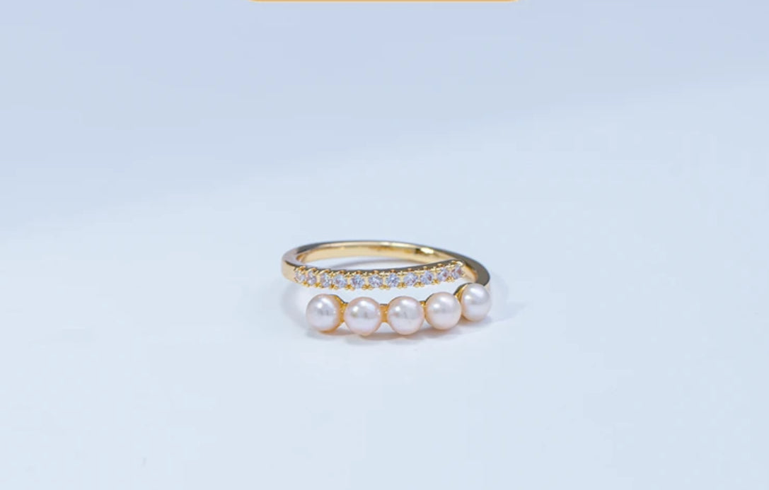 Freshwater non-bead pearl double-row ring with 5 pearls, 3-4mm each, exquisitely set for versatile and minimalist elegance