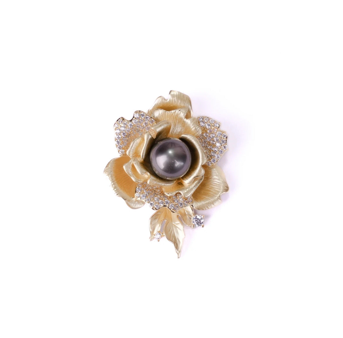Golden Flower Brooch with Cultured Seawater Tahitian Pearl