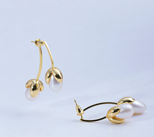 Designer Style:Freshwater Non-bead Pearl 'Magnolia' Earrings 8.5-9.5mm, Fashionable and Versatile