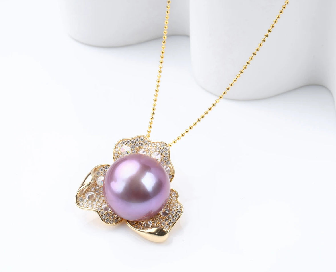 Freshwater purple pearl meticulously set with three-leaf pendant / 13-14MM