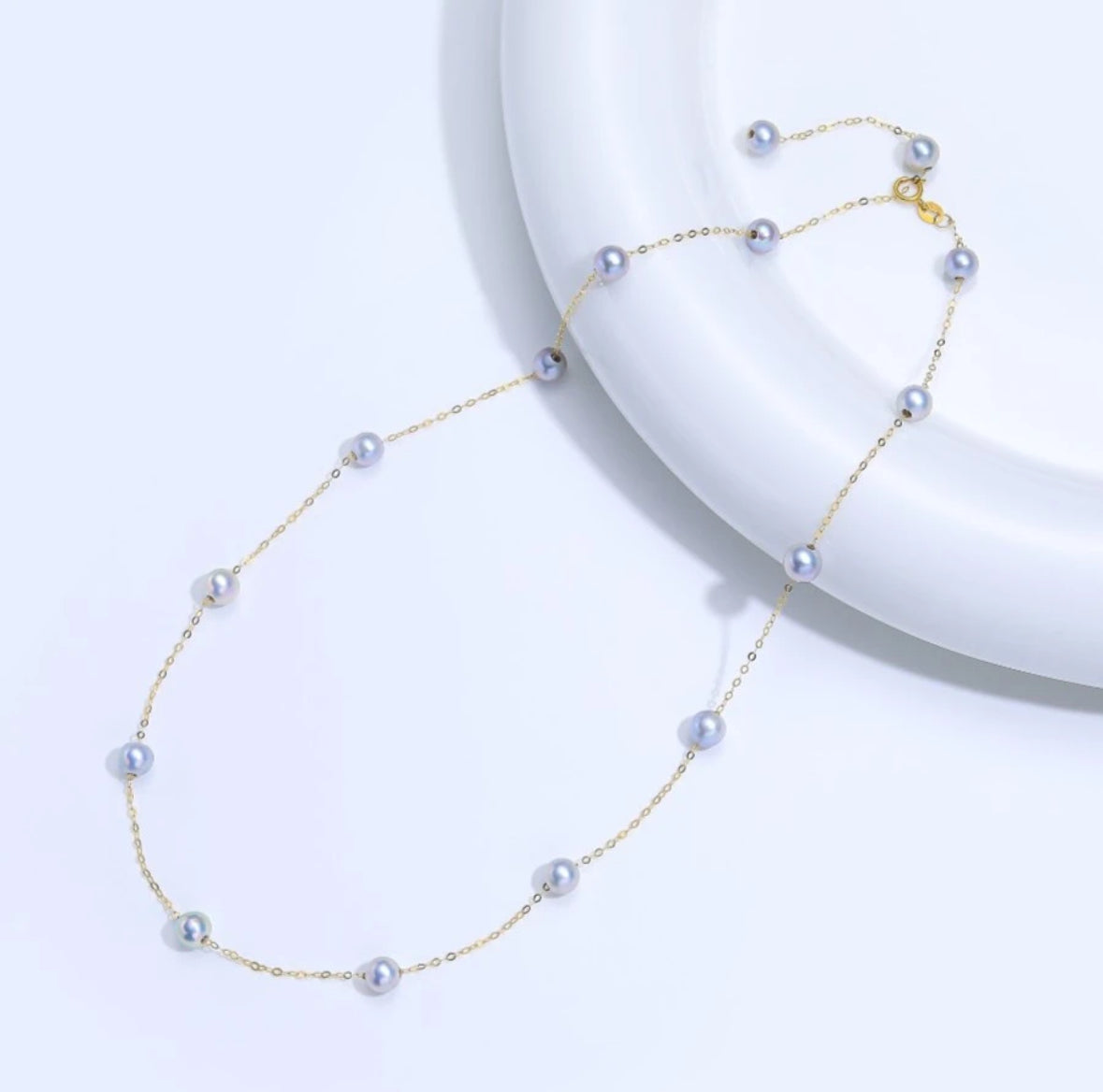 Romantic and gentle Non-bead Freshwater Pearl “a canopy of twinkling stars ”Necklace with 18K gold setting