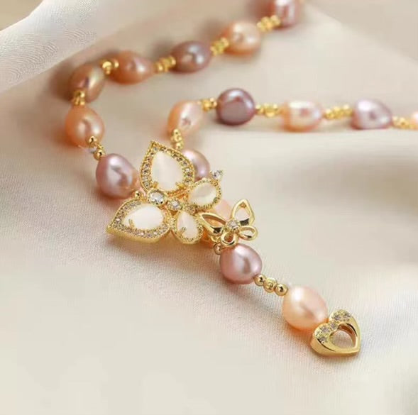 Natural Freshwater Pearl Necklace, Light Luxury Fashion Clavicle Chain with Multi-Color Pendant