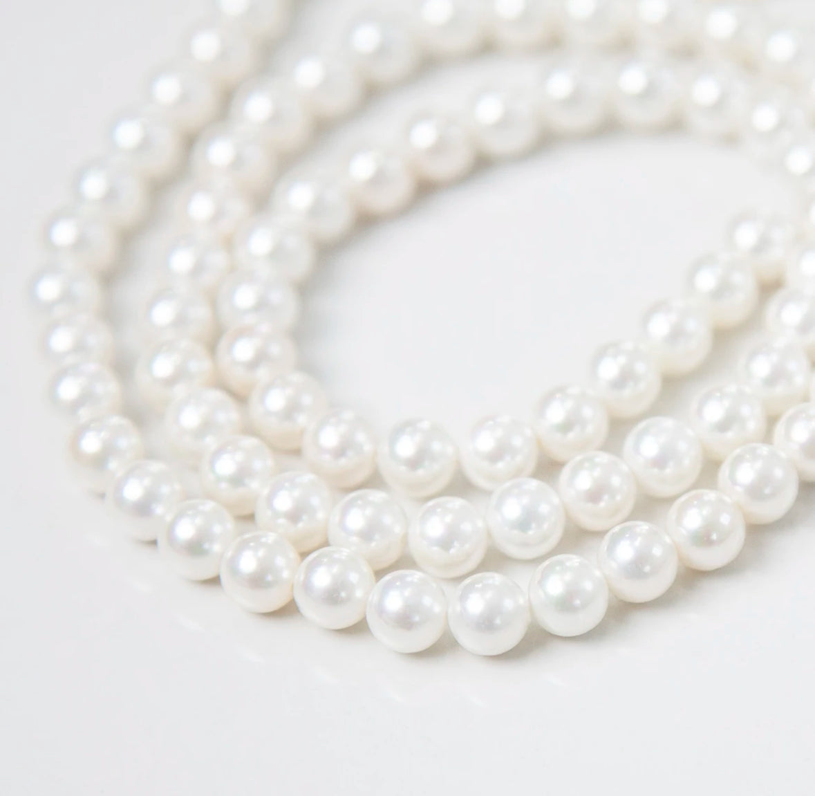 Japanese Akoya Pearl Necklace with 18K Gold setting 5-6mm