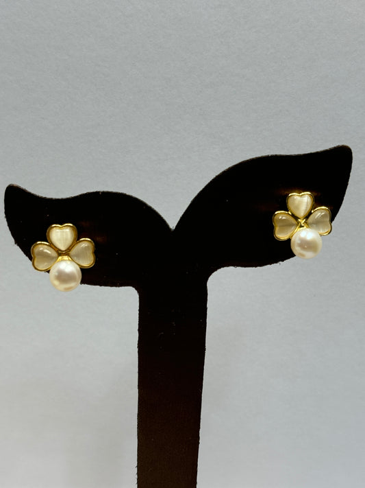 Three Clove Leaf Earring