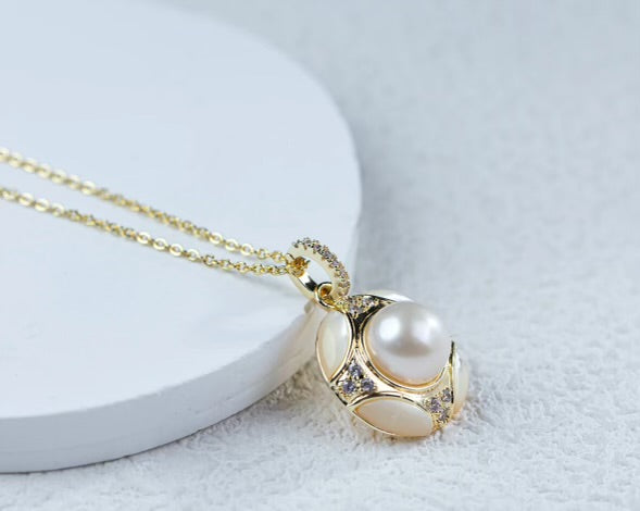 “ST. Petersburg” Freshwater Pearl Set