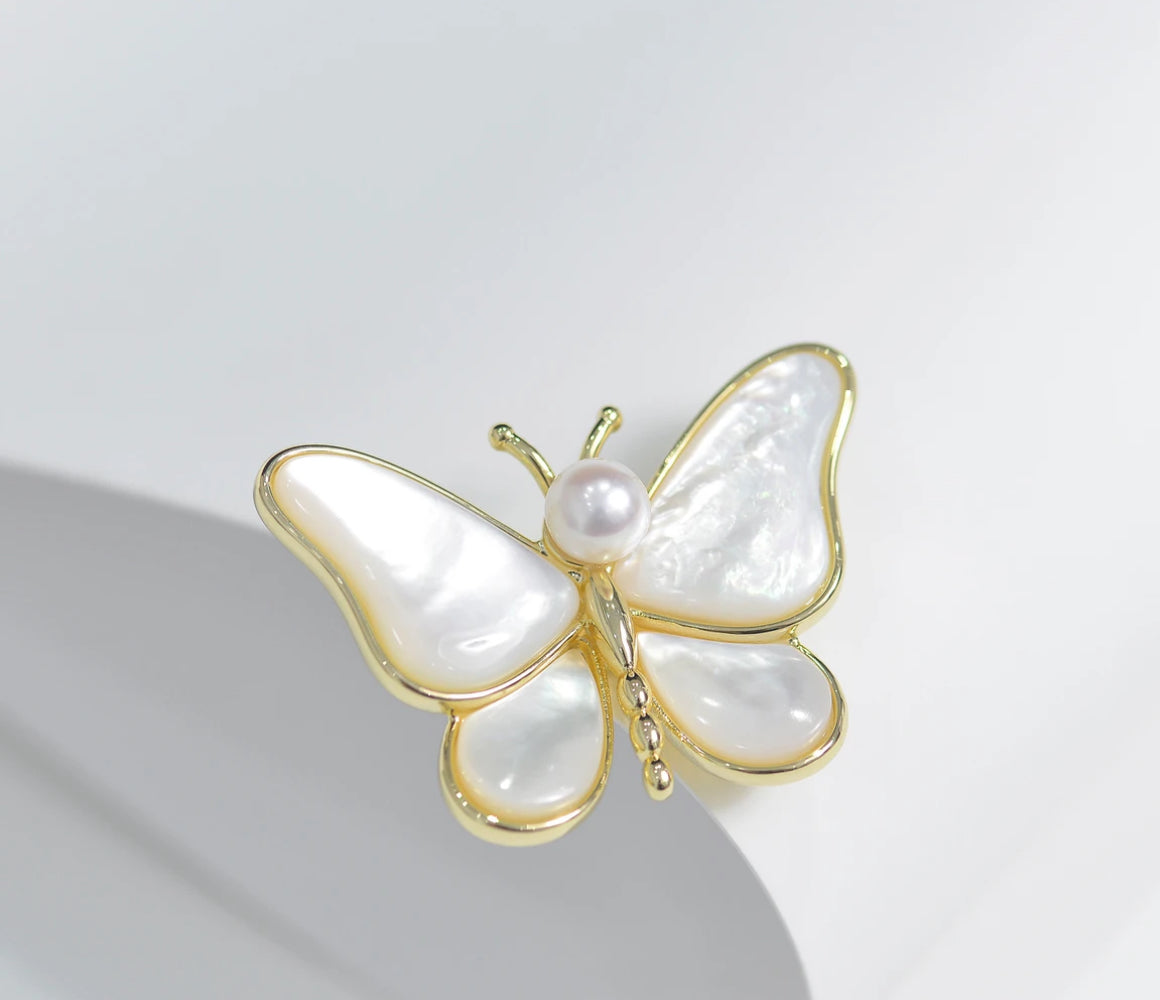 Seawater Akoya 'Happiness Butterfly' Pearl Brooch Light Luxury Temperament/Alloy/6-7mm Natural Pearl