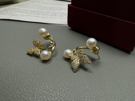 Elegant Two Pearl Butterfly Ear Stud