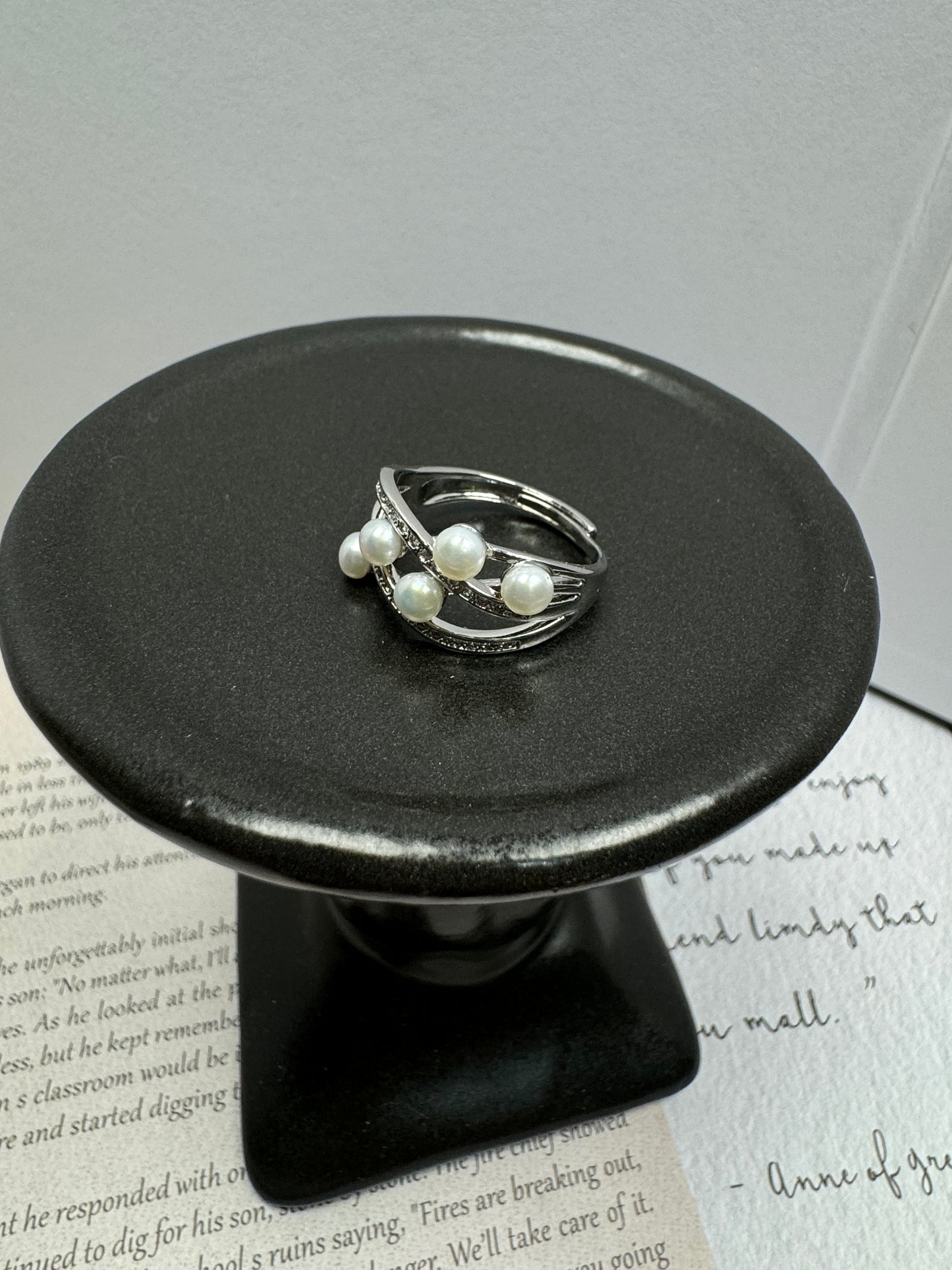 Luxurious Five Pearl Ring