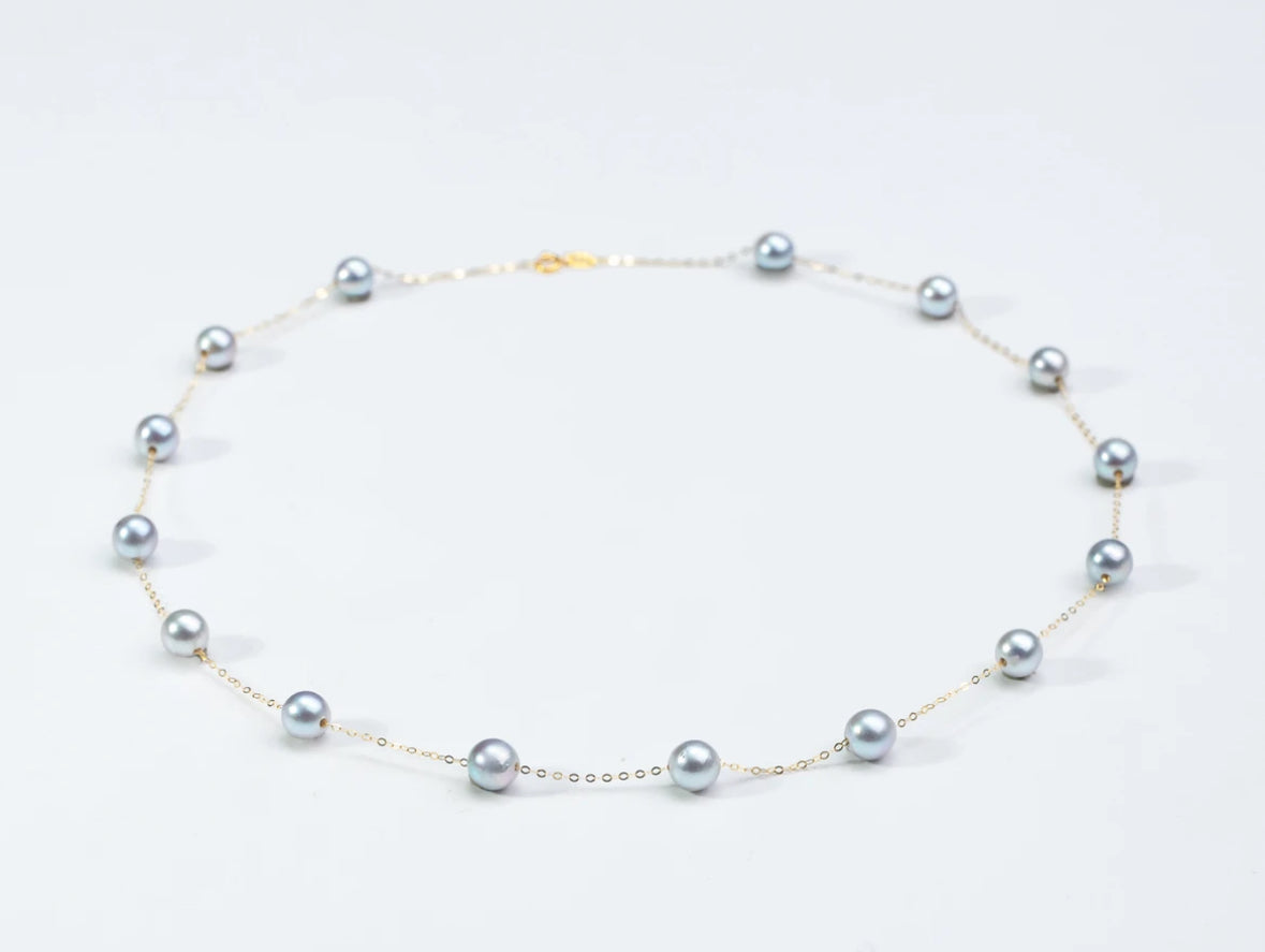 Romantic and gentle Non-bead Freshwater Pearl “a canopy of twinkling stars ”Necklace with 18K gold setting