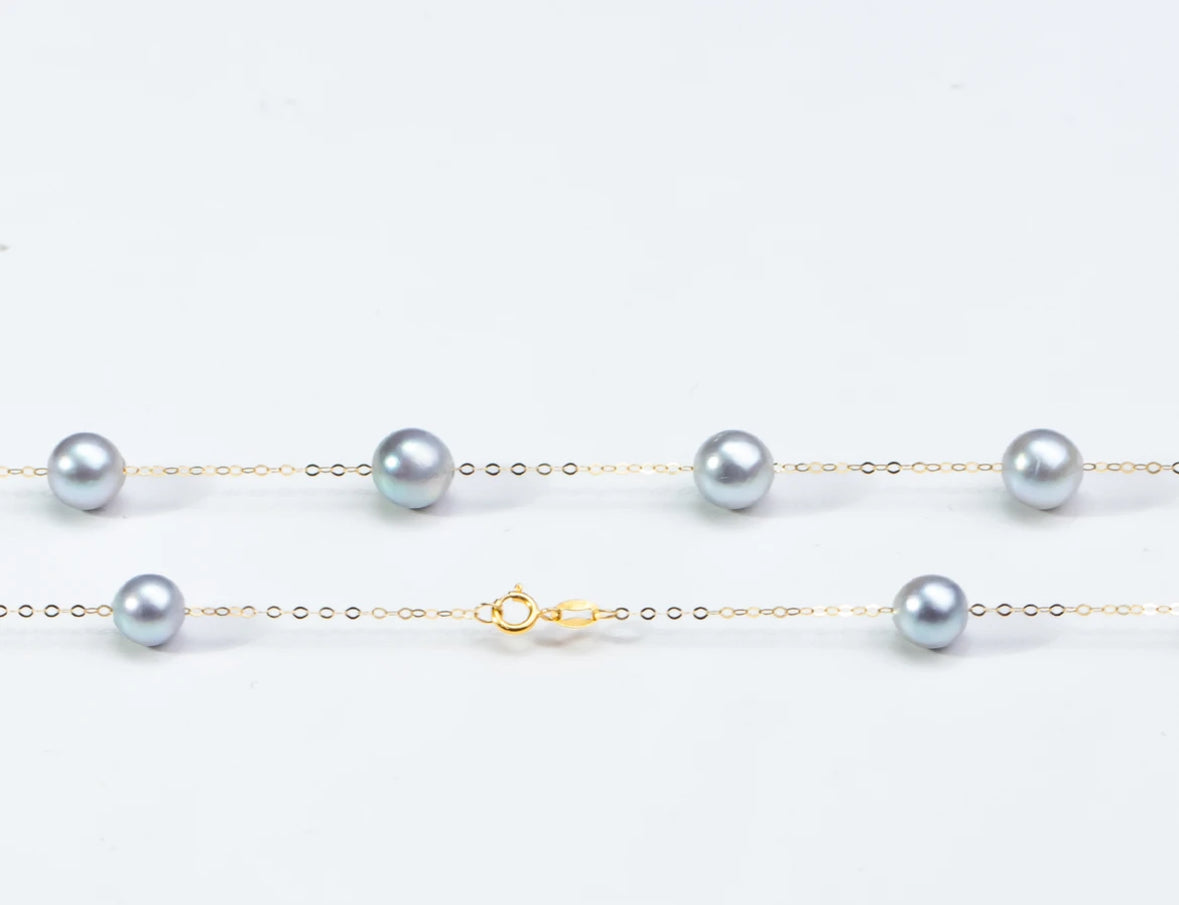 Romantic and gentle Non-bead Freshwater Pearl “a canopy of twinkling stars ”Necklace with 18K gold setting