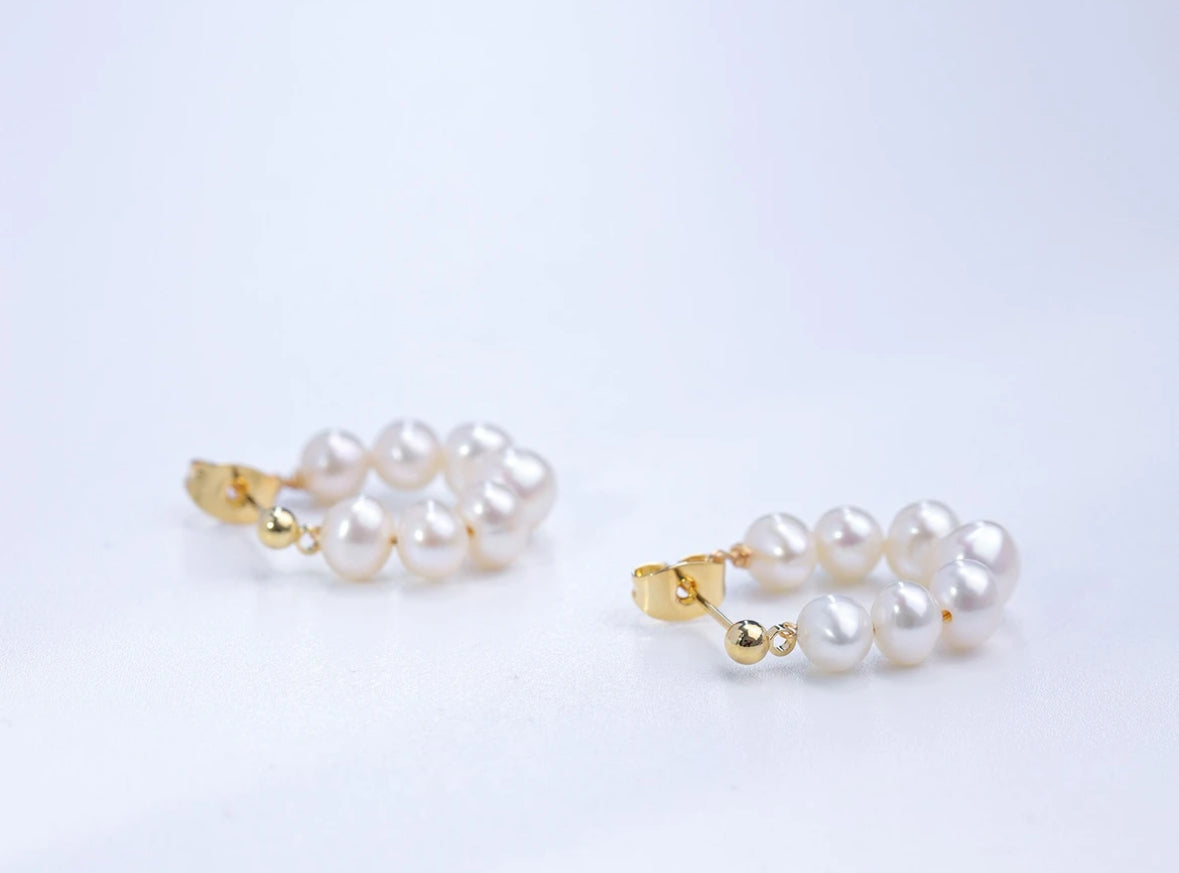 Freshwater Non-bead Pearl Exquisite Seven-Pearl Earrings 4-7mm, Fashionable and Versatile, Designer Style